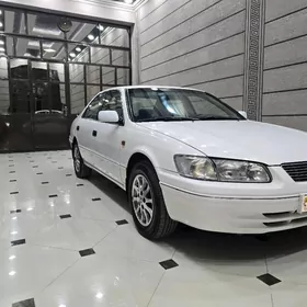 Toyota Camry 1998