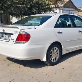 Toyota Camry 2003