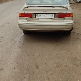 Toyota Camry 1999