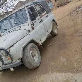 UAZ 469 1999