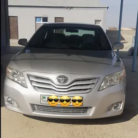 Toyota Camry 2010