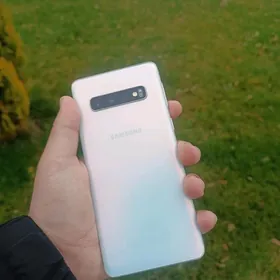 Samsung S10