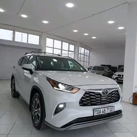 Toyota Highlander 2023