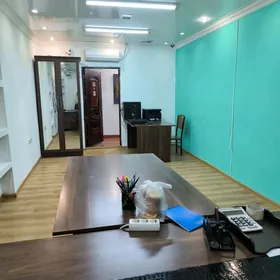 КАБИНЕТ В ЦЕНТРЕ ГОРОДА