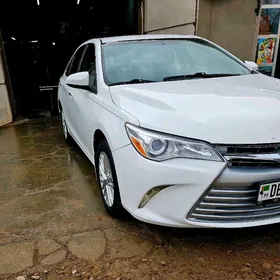 Toyota Camry 2016