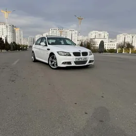 BMW 330 2011