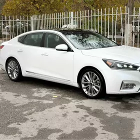 Kia Cadenza 2017