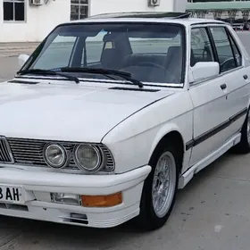 BMW 528 1985