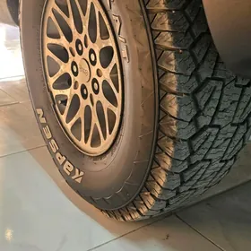 jeep disga pakriṣga kamplekt