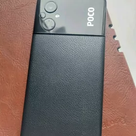 Poco M5