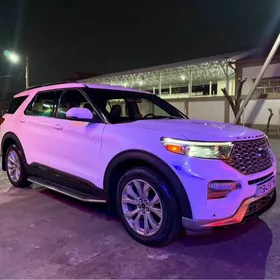 Ford Explorer 2021
