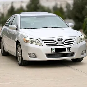 Toyota Camry 2010
