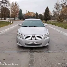 Toyota Camry 2010