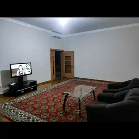 Eyesinden arenda Gurtly 3 komn