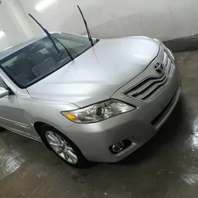 Toyota Camry 2011