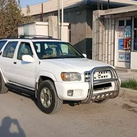 Nissan Pathfinder 2001