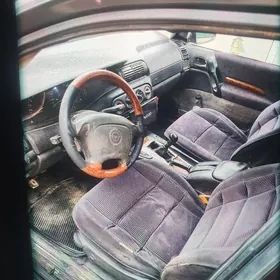 Opel Omega 1995