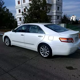 Toyota Camry 2011