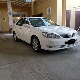 Toyota Camry 2005