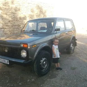 Lada Niva 1988