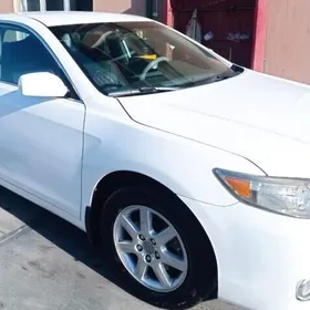Toyota Camry 2011