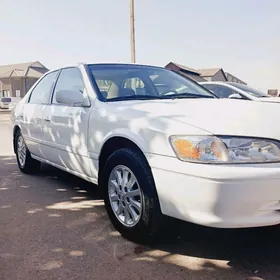 Toyota Camry 1999
