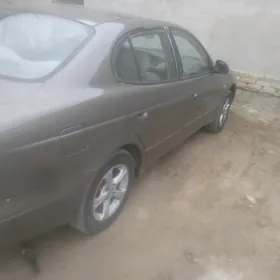 Daewoo Leganza 1998