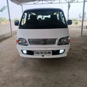 Toyota Hiace 2000