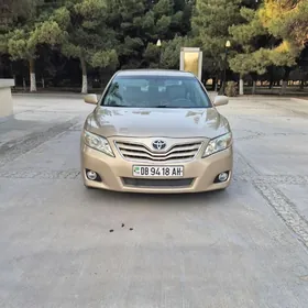 Toyota Camry 2011