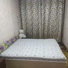 двуспальная кровать