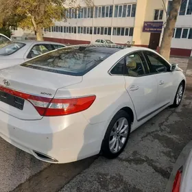 Hyundai Grandeur 2014