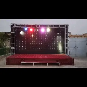 Toý sahna we tüsse apparat