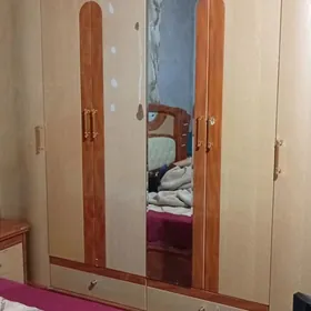 Spalnyñ diñe şfaneri satlyk.