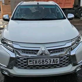 Mitsubishi Montero Sport 2019