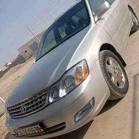 Toyota Avalon 2001