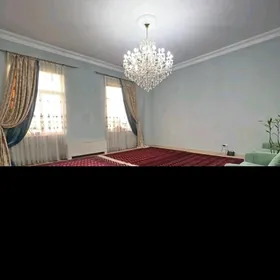 14 Tapgyr Balşekeriň gapdaly,