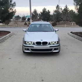 BMW E39 2001