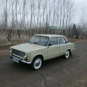 Lada 2104 1986