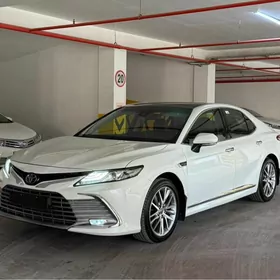 Toyota Camry 2023