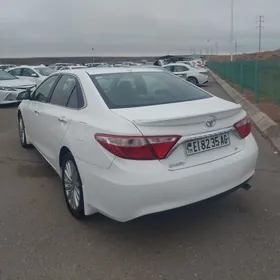 Toyota Camry 2017