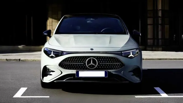 Mercedes-Benz раскрыл детали гибридного CLA 220 2026
