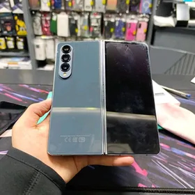 GLAXY Z FOLD 4
