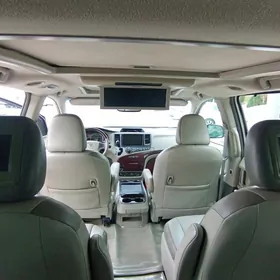 Toyota Sienna 2011