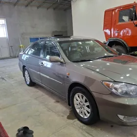 Toyota Camry 2004