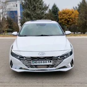 Hyundai Elantra 2021