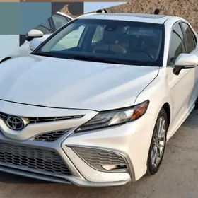 Toyota Camry 2023
