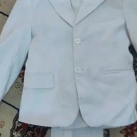 Ак костюм балак