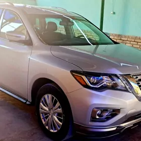 Nissan Pathfinder 2020