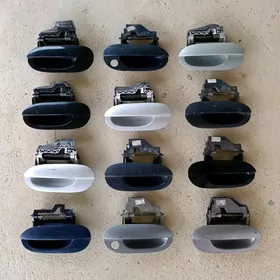 E39 kareýka gapy ruçkalary