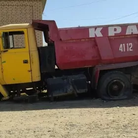 Kamaz 6520 2008